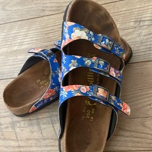 Papillio (Birkenstocks) like new